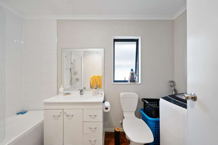 24 & 24a Larsen Street Otara_21