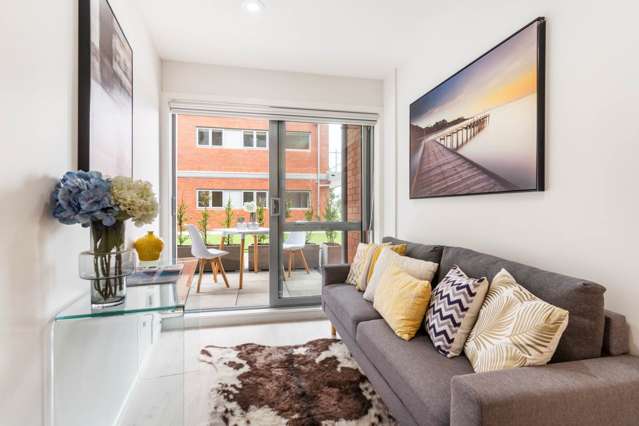 102/4 Wagener Place Mt Albert_2