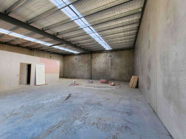 Unit E, 43 Mania Road Hornby_2