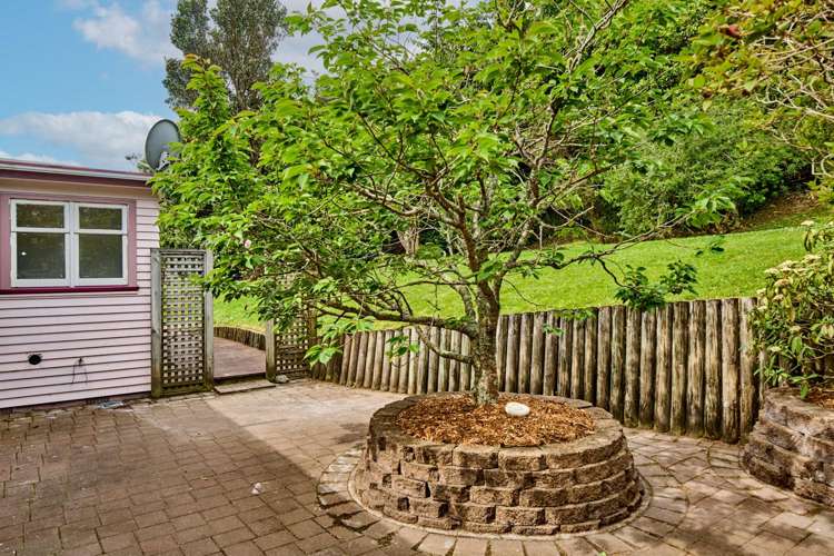 108 Helston Road Paparangi_5