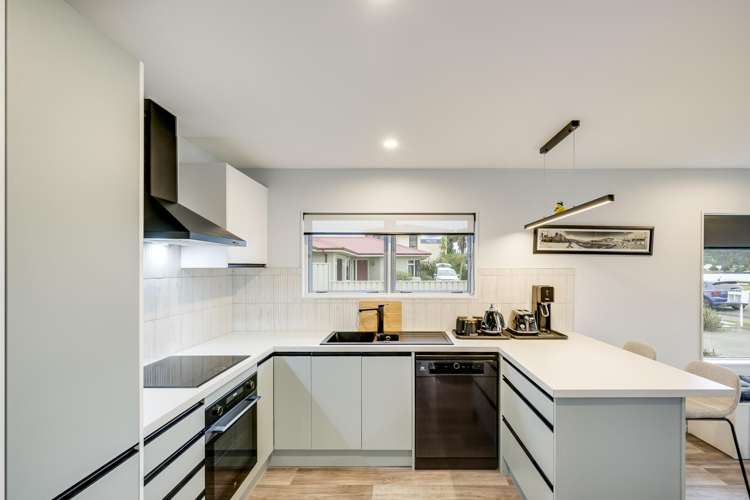 1/30 Meeanee Quay Westshore_4