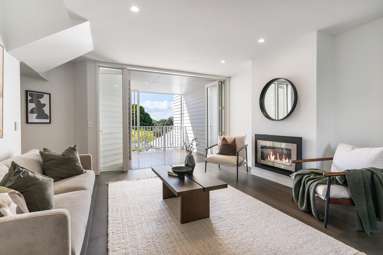 7/83 Hinemoa Street_4