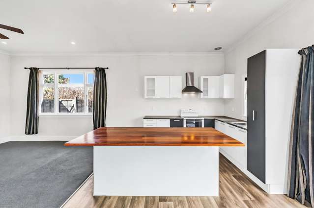 14 Lee Street Southbridge_4