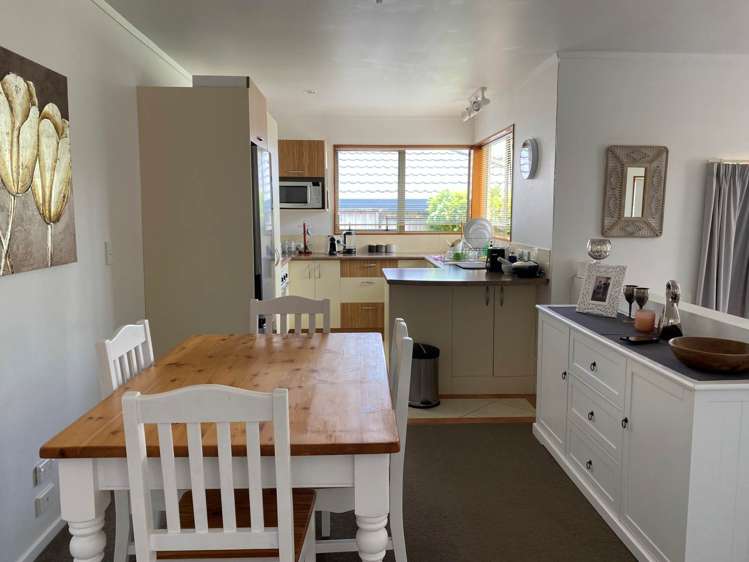 7 Angel Way Stanmore Bay_3