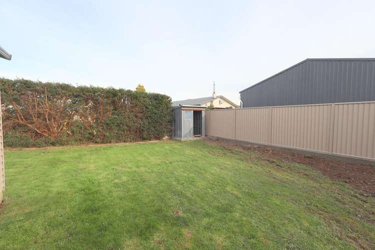 146 Edinburgh Crescent Waikiwi_21