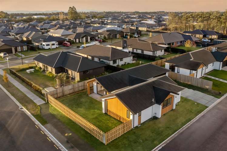 1 Lolite Lane Rolleston_2