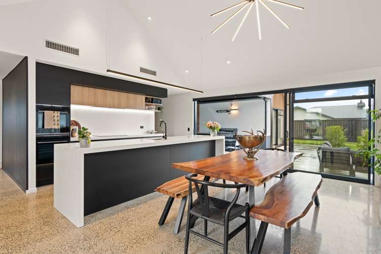 11 Three Kings Court Outram_6