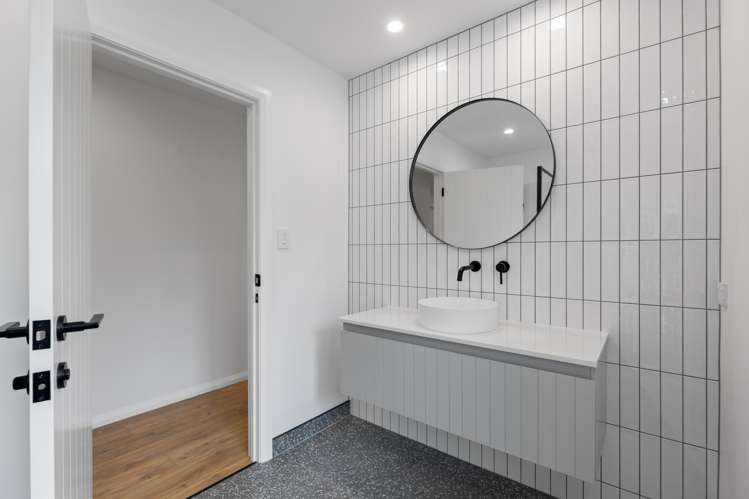 43 Coutts Way Fitzherbert_20