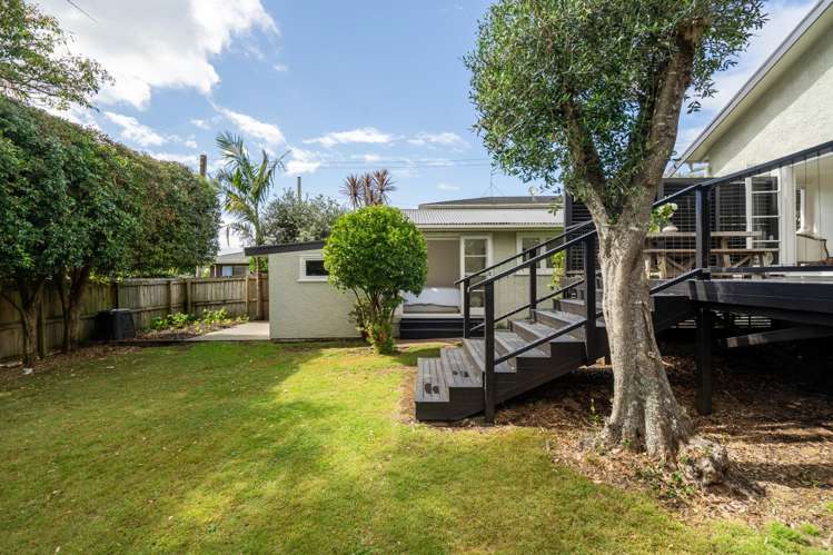 25 Burch Street Mount Albert_32