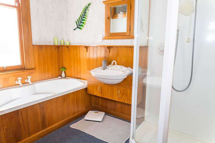 39 Guy Street Dannevirke_13