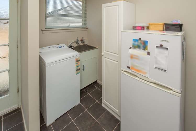 2/443a Main South Road Hornby_5