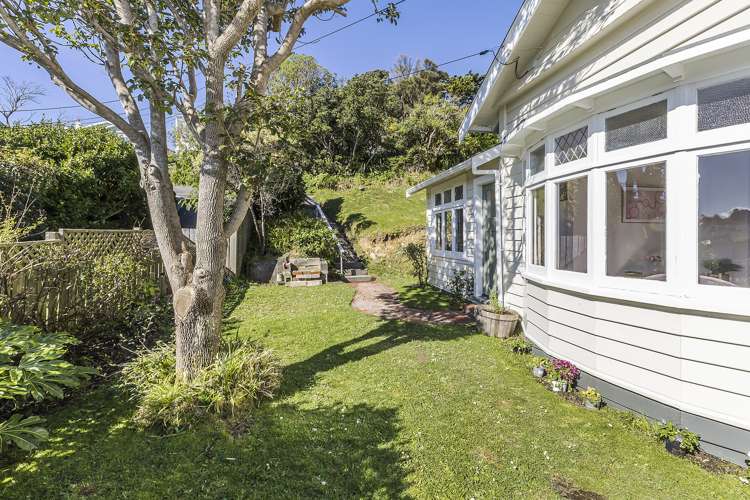 75 Nevay Road Miramar_13