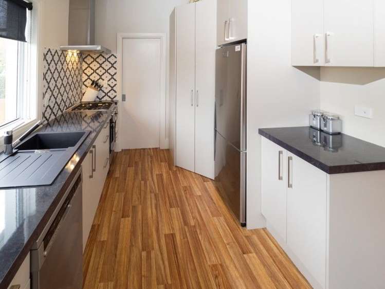 92 Belt Road Allenton_14