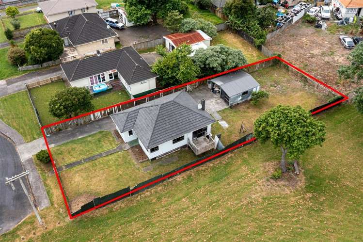 28 Laxon Avenue Otara_18