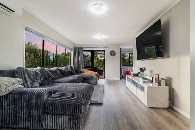 32 Holiday Road Stanmore Bay_1