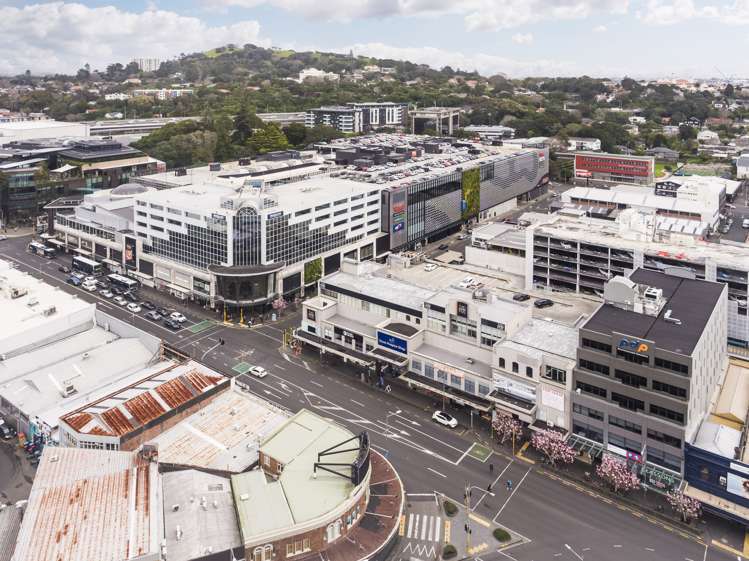 Unit 2F and 2I/255 Broadway Newmarket_10