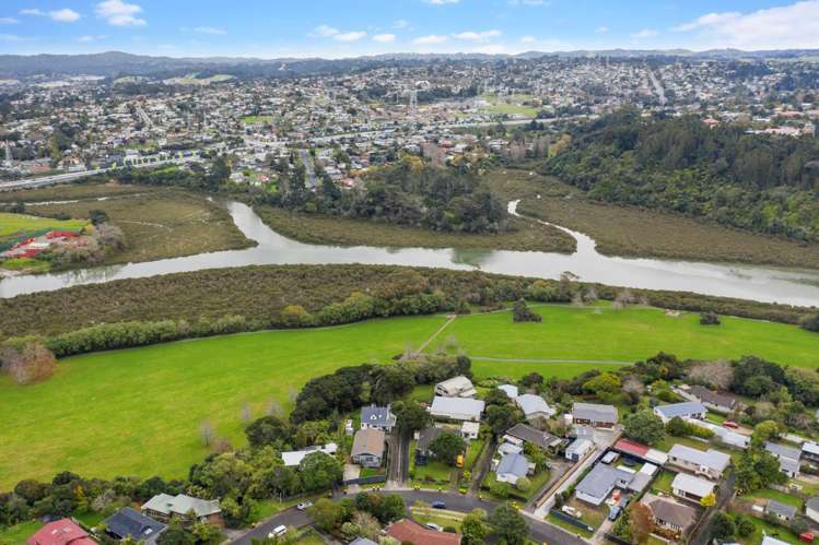 17 Taioma Crescent Te Atatu Peninsula_18