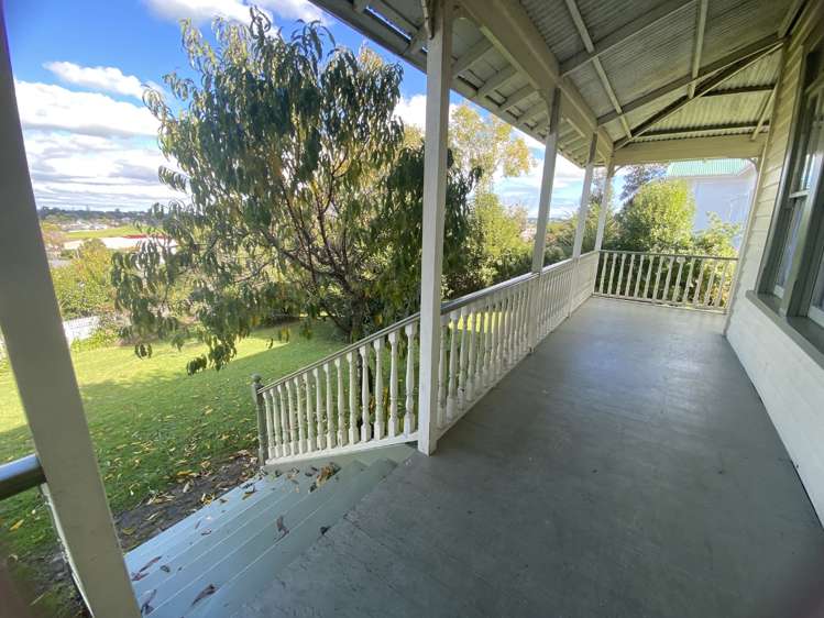 32 Kitchener Road Waiuku_2