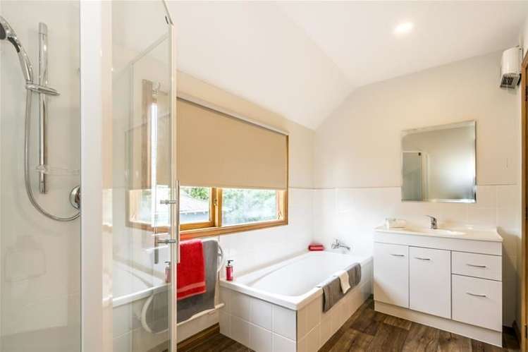 2/6 Riverview Street Beckenham_11