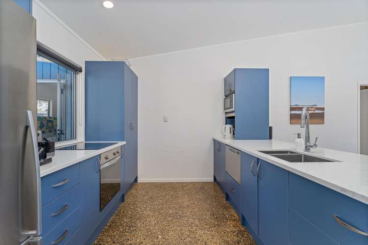 113 Sands Crescent Matarangi_6