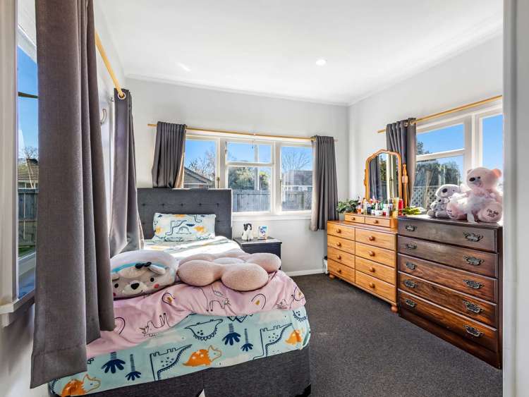 1009 Kauri Street Mahora_12