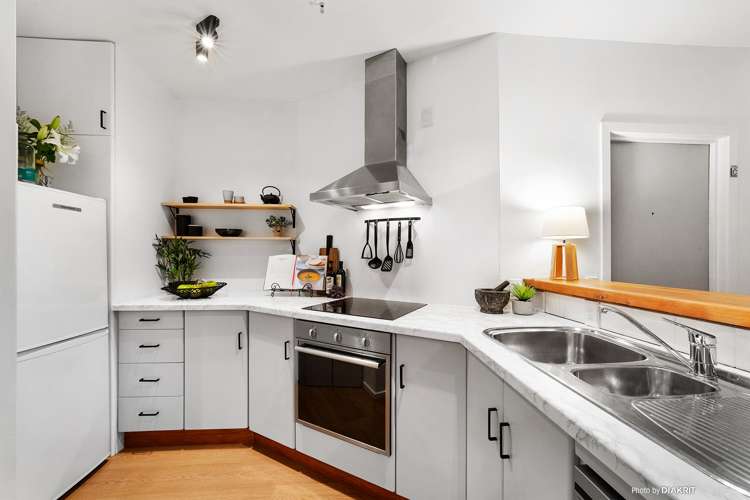 8c Egmont Street Te Aro_6