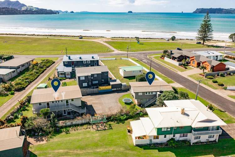 1A and 1B Bruce Street Whitianga_0