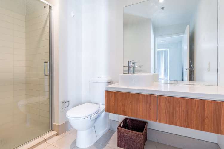 702/2 Dockside Lane Auckland Central_11