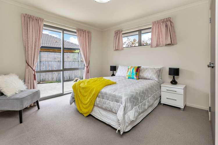 17 Conifer Grove Kamo_15