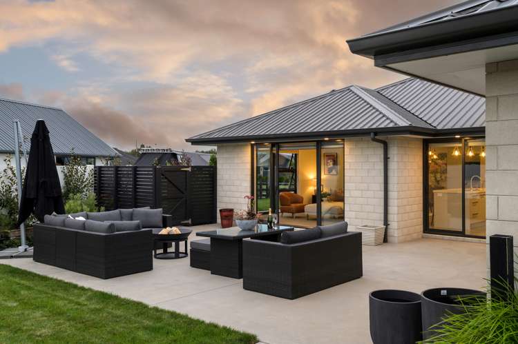 23 Mike Smith Drive Cambridge_1