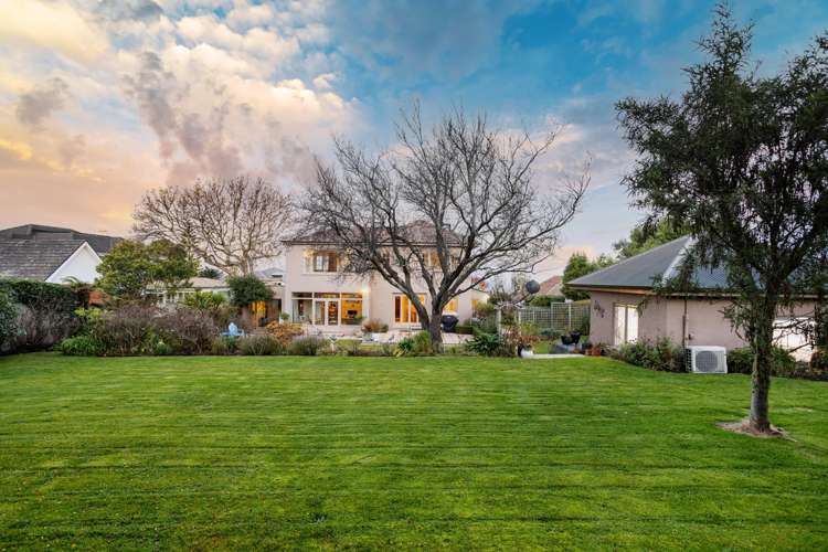 8 Neidpath Road Mornington_46