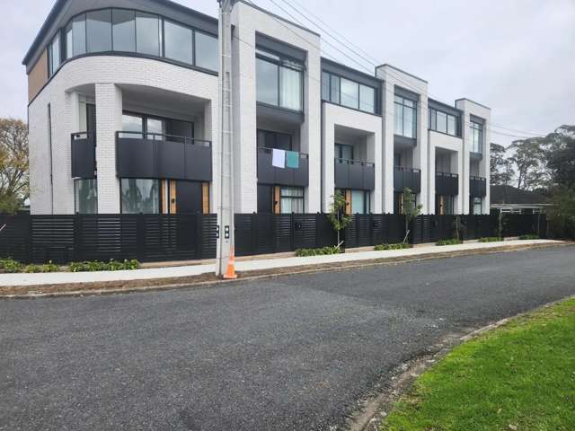 F/2 Bolina Cres Pakuranga_2