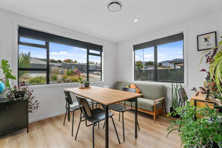 24 Woodpecker Street Lake Hawea_5