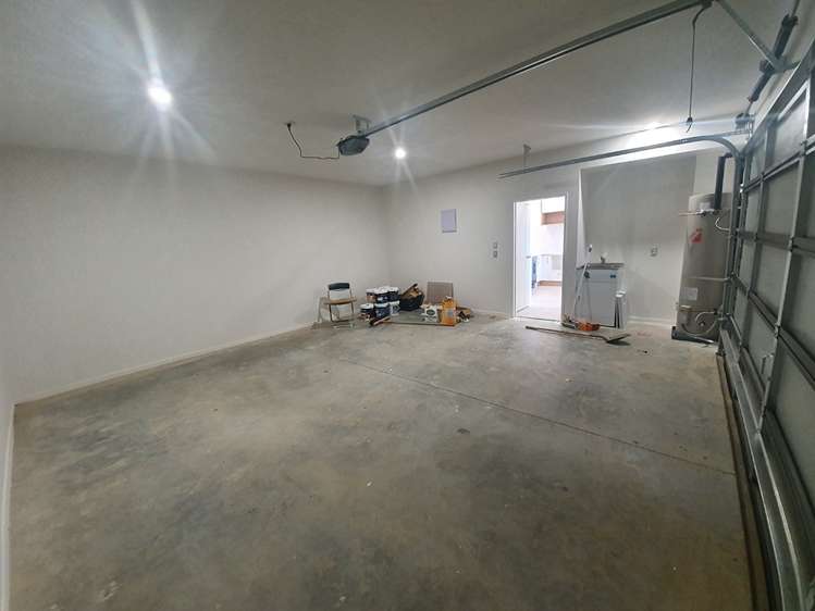 B/24 Castledine Crescent 10026_12