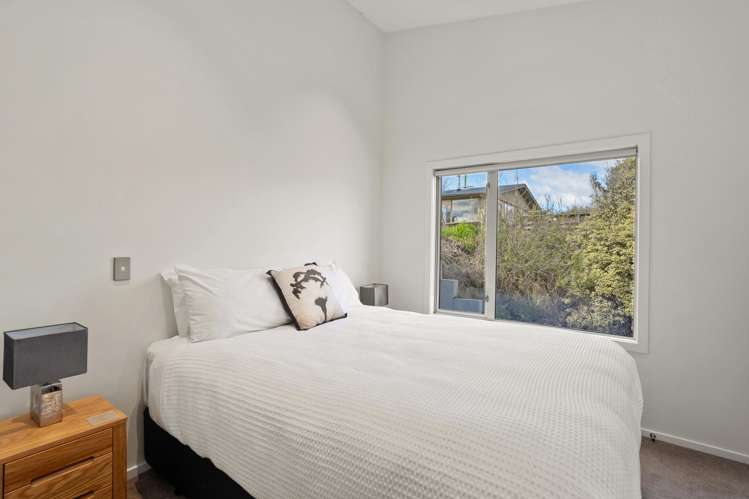 2/124 Lismore Street Wanaka_12