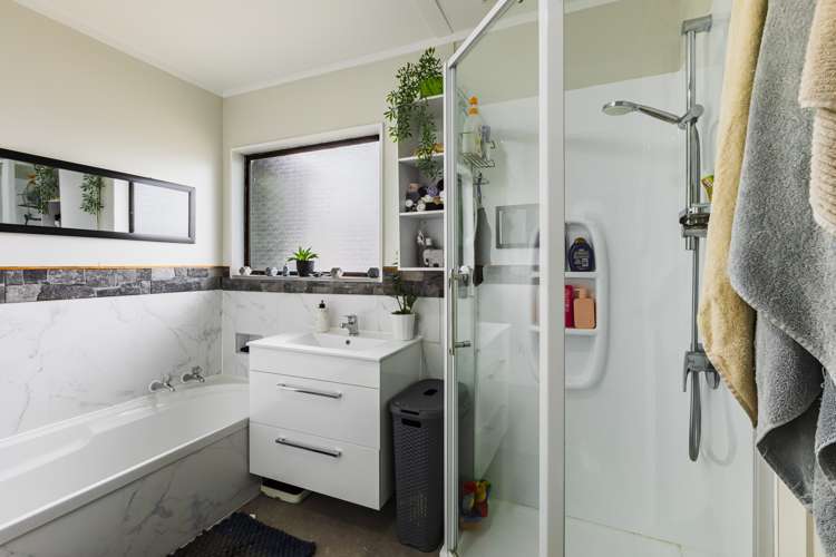 29 Charles Street Takapau_10