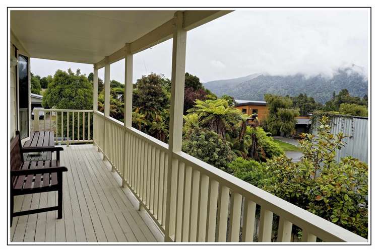 6 Stuart Street Lake Kaniere_5