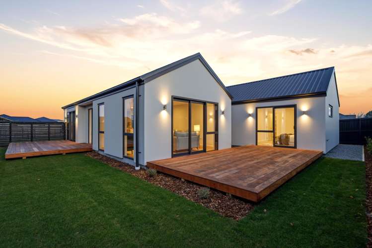 151 Gardiners Road_1