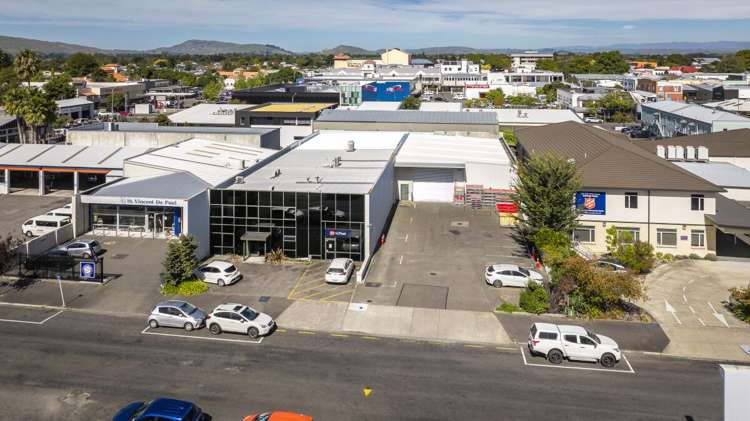 309 Avenue Road East Hastings Central_14