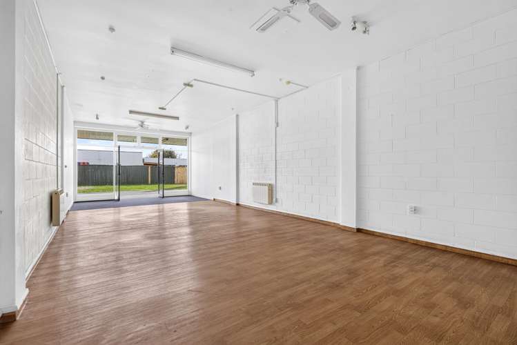 43 Town Centre Turangi_7