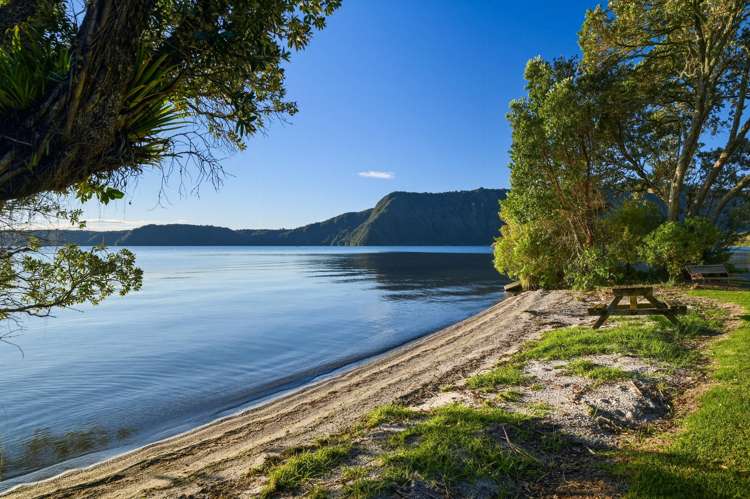 1611 State Highway 30 Lake Rotoiti_23