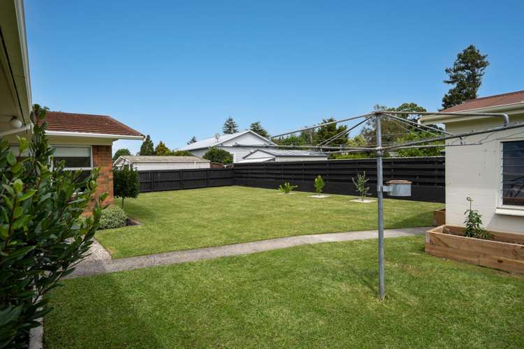 8 Woodstock Crescent Cambridge_22