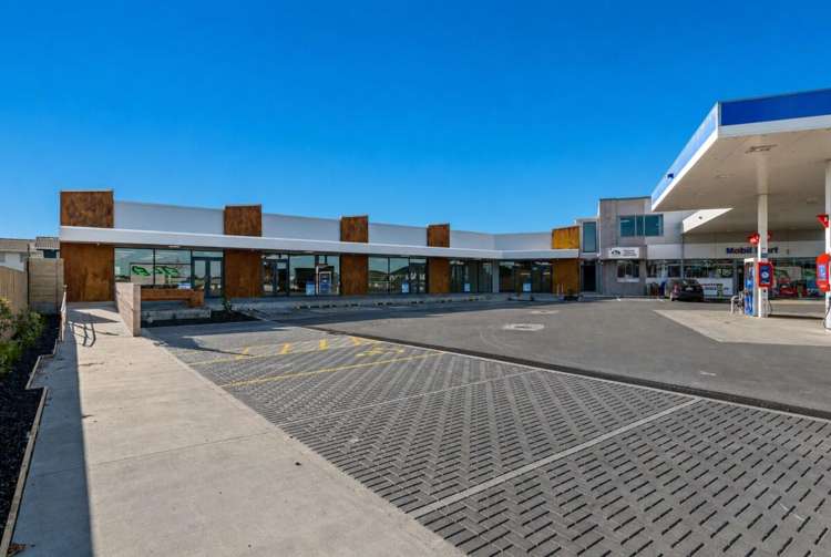 747 Massey Road Mangere_11