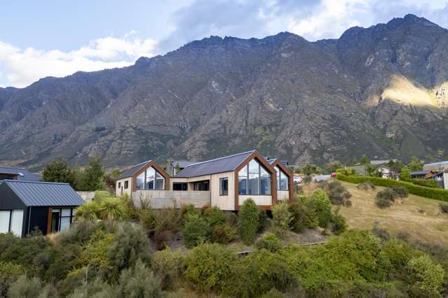 Architectural presence. Effortless living.