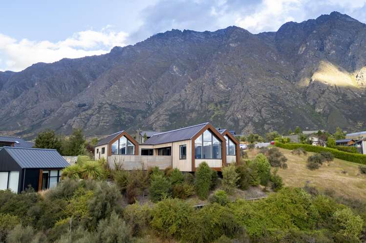 4 McKellar Drive Jacks Point_27