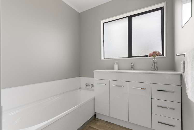 197 Finlayson Clendon Park_8