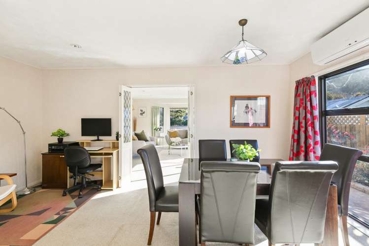 11a Roy Street Tawa_10