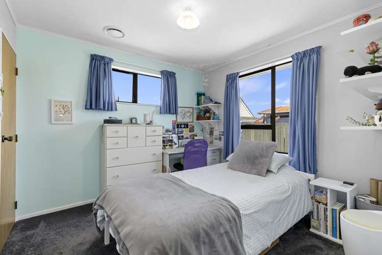 3 Owaka Close Kelson_10