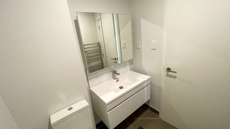 10 Whanui Place Māngere Bridge_9