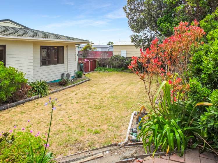 8B Andresen Street Foxton Beach_16